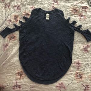 Express Cut Out Sleeve Top